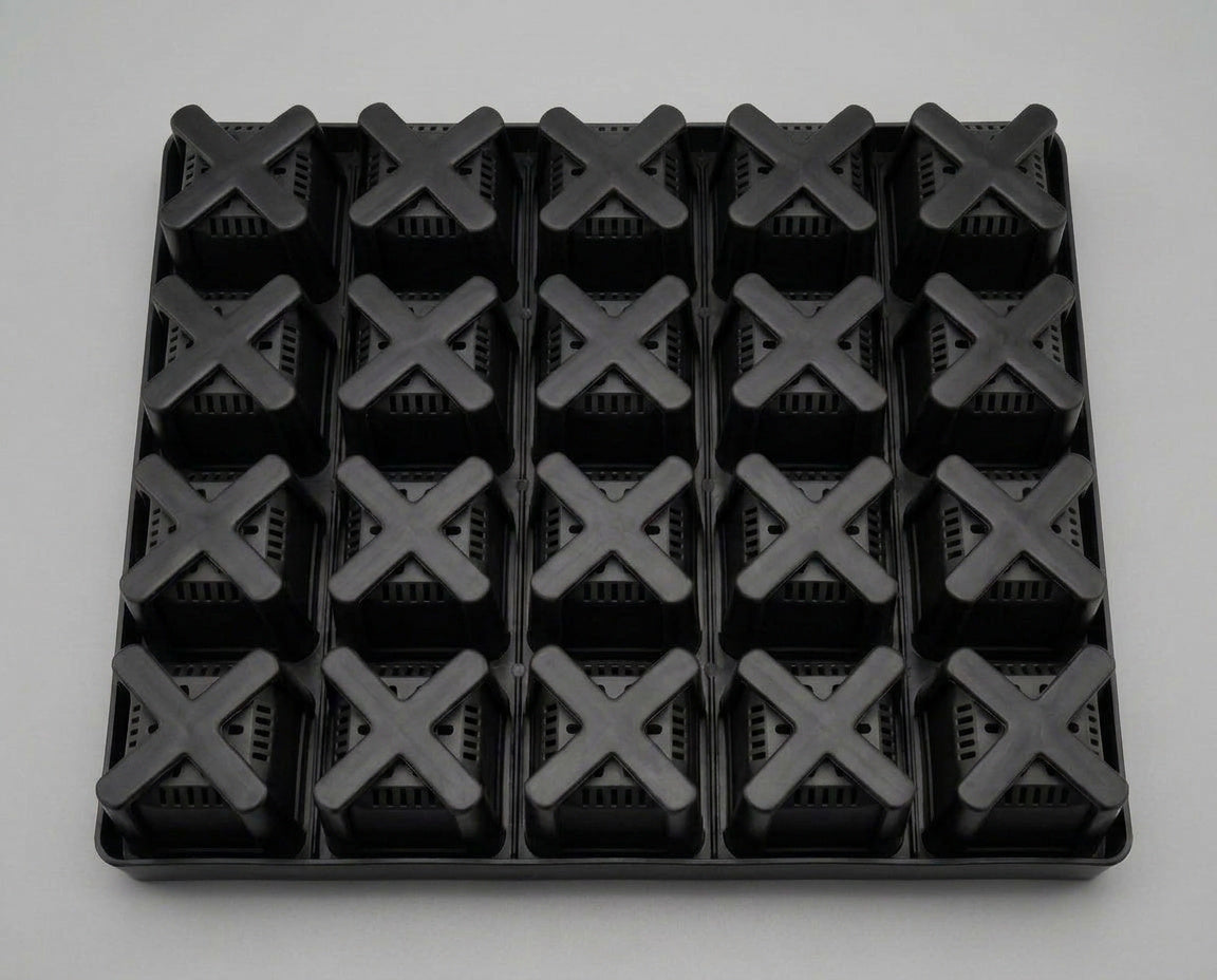 NatureHolic - JungleTray Small Schwarz - Anzuchtplatte mit 20 Töpfen